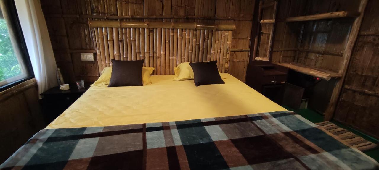 Fab - Bamboo Hut With Open Shower Munnar Exterior foto